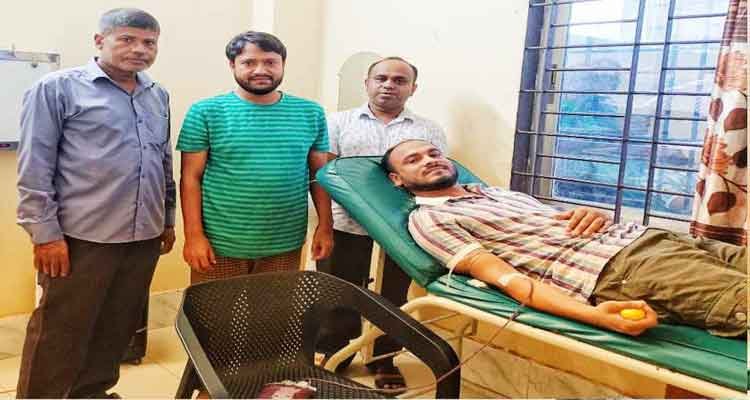 বড়লেখায় নিসচা নেতৃবৃন্দের স্বেচ্ছায় রক্তদান
