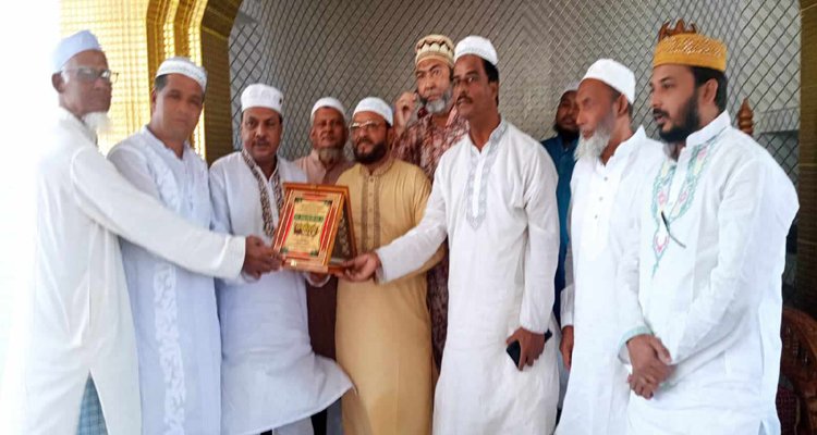 বড়লেখায় দক্ষিণবাজার রেলওয়ে জামে মসজিদের নবনির্মিত ভবনের উদ্বোধন