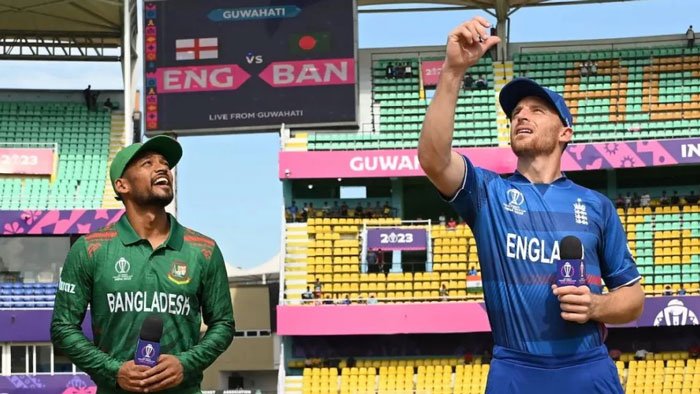 ইংল্যান্ডের বিপক্ষে টস জিতে ব্যাটিংয়ে বাংলাদেশ