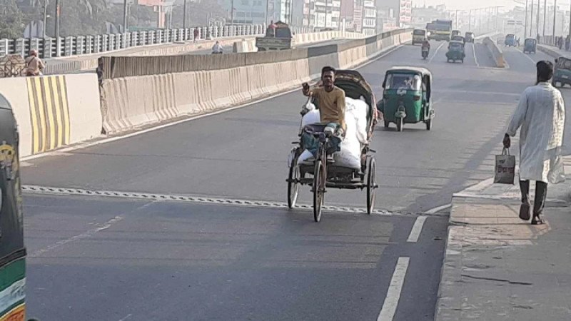 শুরু হয়েছে বিএনপি-জামায়াতের ৭২ ঘণ্টার অবরোধ