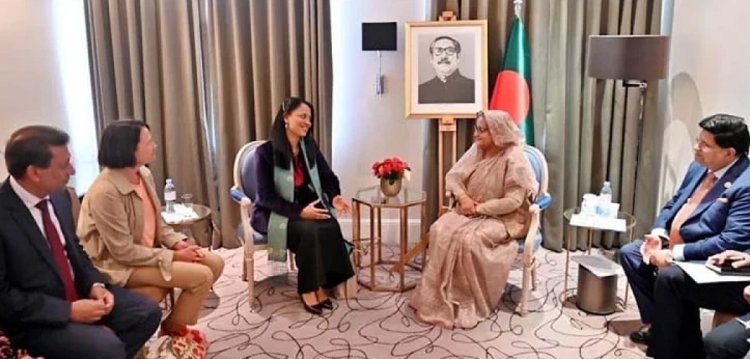 যেকোনো মূল্যে গণতন্ত্র অব্যাহত রাখতে হবে: প্রধানমন্ত্রী