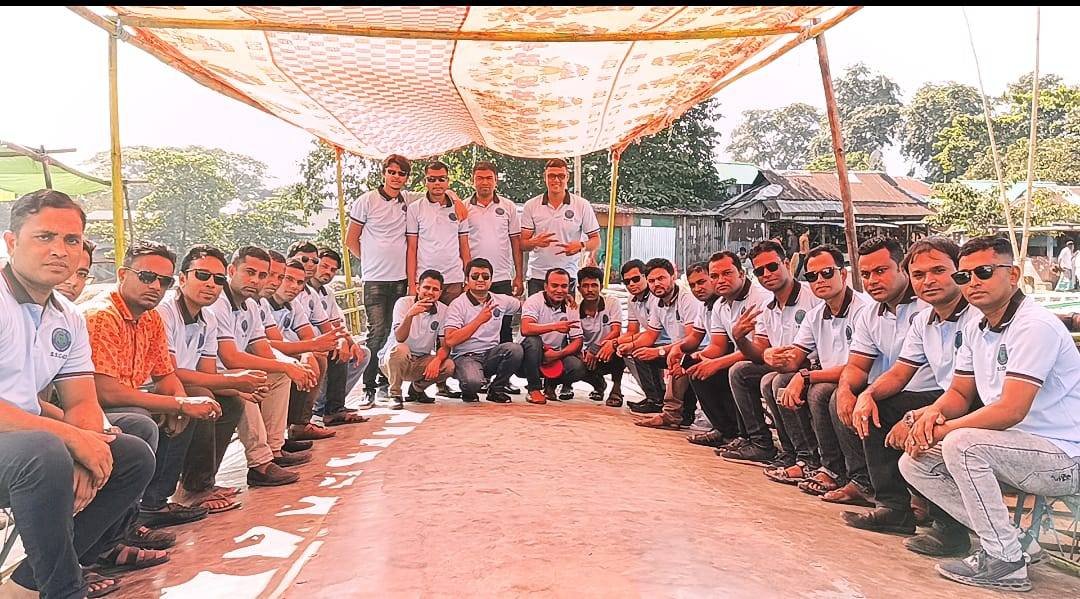 তাহিরপুর সরকারি উচ্চ বিদ্যালয়ের শিক্ষার্থীদের পুর্নমিলনী
