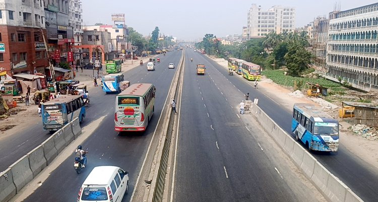 ঢাকা-চট্টগ্রাম ও সিলেট মহাসড়ক যানশূন্য