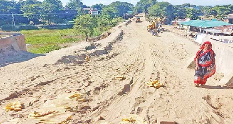 বন্যায় ক্ষতিগ্রস্ত সড়কের পুরোদমে কাজ শুরুর আগেই বিল পরিশোধ