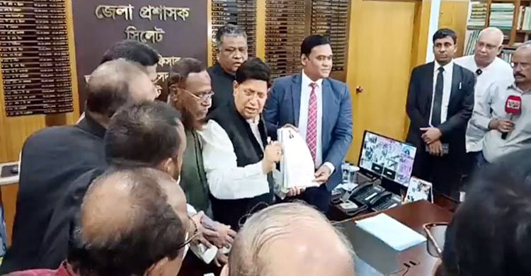 দ্বাদশ নির্বাচনে অনেক বেশি ভোট পড়বে বলে আশাবাদী পররাষ্ট্রমন্ত্রী