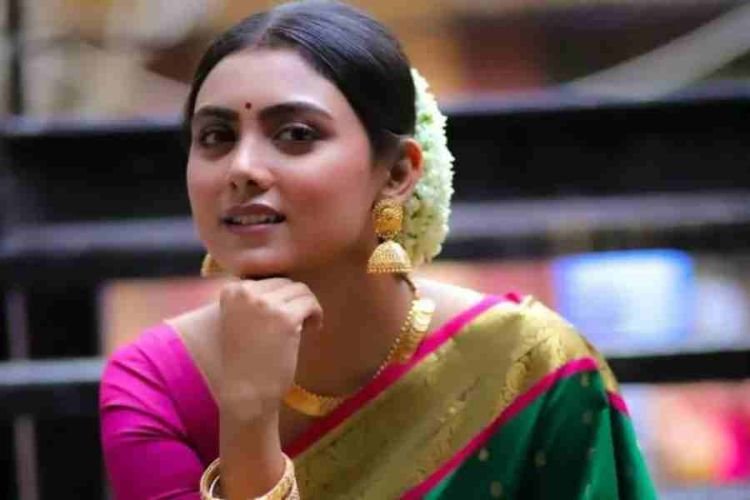যে কারণে ‘খোলামেলা’ ছবিগুলো সরিয়ে নিলেন ইধিকা পাল