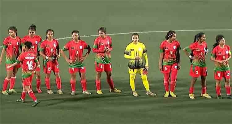 সিঙ্গাপুরের বিপক্ষে তিন গোলে এগিয়ে বাংলাদেশ
