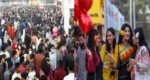 ছুটির দিনে উপচে পড়া ভিড়, বইমেলা সেজেছে বসন্তের আবহে