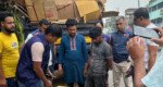 ৬৩ হাজার ৮০০ প্যাকেট বিদেশি সিগারেটসহ গ্রেপ্তার ২