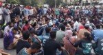 টানা তৃতীয় দিন কাকরাইলে জবি শিক্ষক-শিক্ষার্থীদের আন্দোলন চলছে